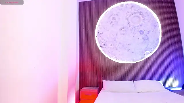 Melany Luv online show from 02-27-26, 10:42