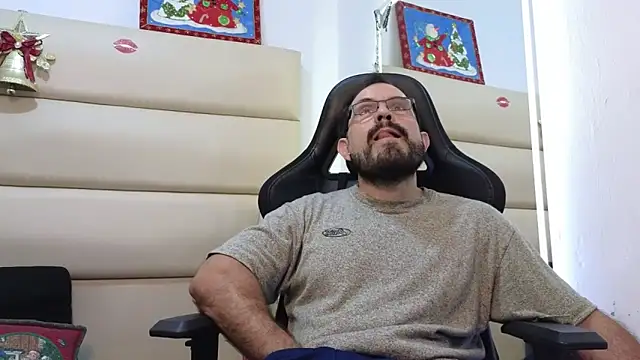 SbasTone Muscle online show from 12-19-25, 02:52