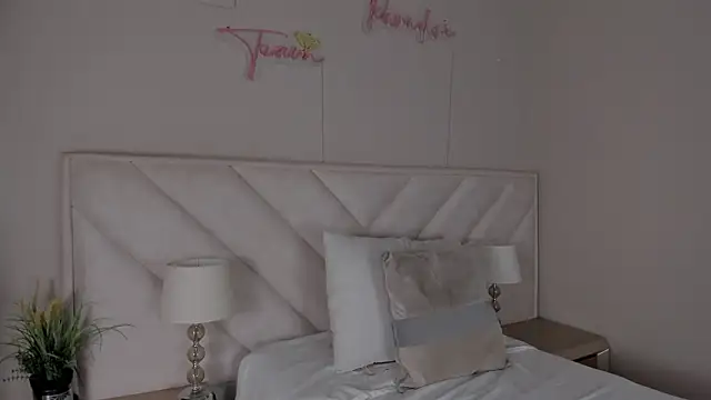  angela x online show from 03-25-26, 03:00
