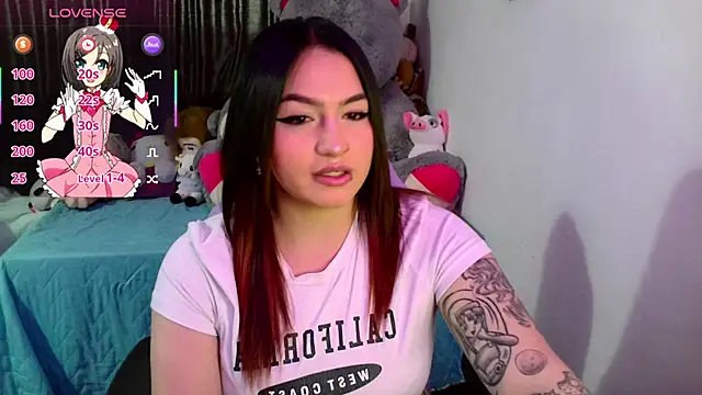 Snapshot of lucycherry__ chatting on 02-07-26, 10:51 lucycherry online show from 02-07-26, 10:51