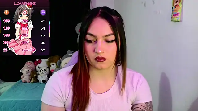 Snapshot of lucycherry__ chatting on 02-10-26, 04:22 lucycherry online show from 02-10-26, 04:22