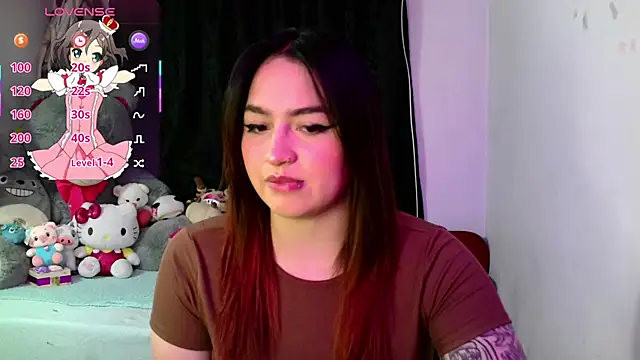 Snapshot of lucycherry__ chatting on 02-20-26, 05:26 lucycherry online show from 02-20-26, 05:26