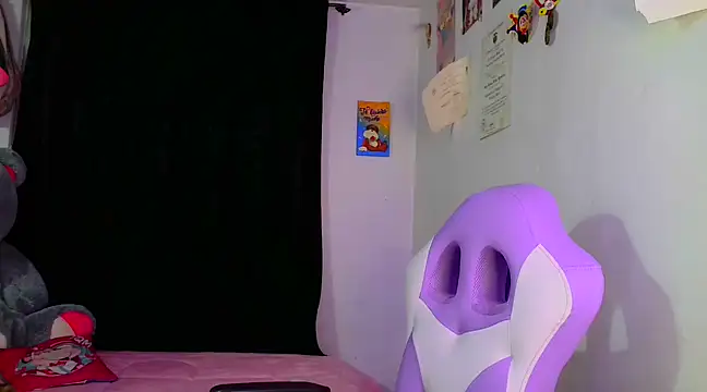 lucycherry   online show from 12-11-24, 02:19