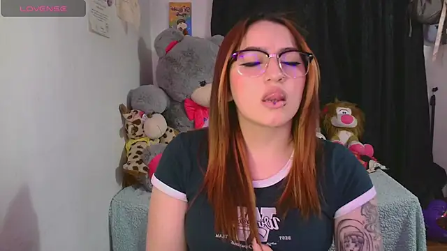 lucycherry   online show from 09-24-25, 03:35