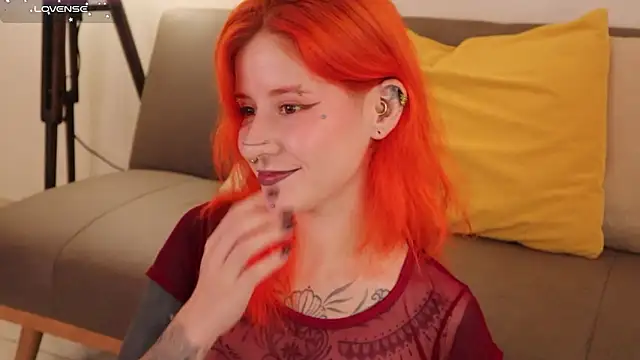 Snapshot of Daarlene chatting on 02-24-26, 04:41 Daarlene online show from 02-24-26, 04:41