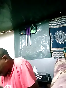 Snapshot of LONGDICK985M chatting on 01-02-25, 02:35 LONGDICK985M online show from 01-02-25, 02:35