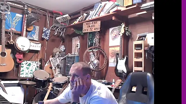 itsjameswebbscope online show from 09-23-25, 02:57