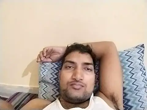 Snapshot of bigvorn6 chatting on 03-12-25, 03:40 bigvorn6 online show from 03-12-25, 03:40