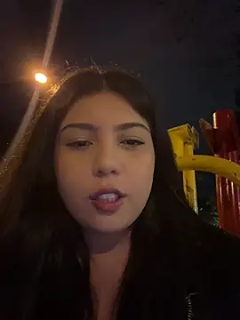 Snapshot of Maii_chan chatting on 02-13-25, 05:16 Maii chan online show from 02-13-25, 05:16