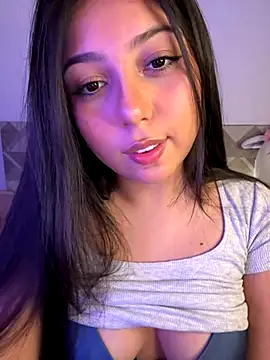 Snapshot of Maii_chan chatting on 12-16-25, 04:50 Maii chan online show from 12-16-25, 04:50