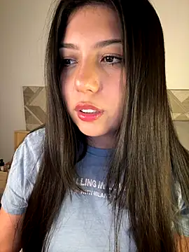 Snapshot of Maii_chan chatting on 12-04-25, 04:55 Maii chan online show from 12-04-25, 04:55