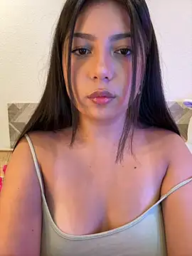 Snapshot of Maii_chan chatting on 09-26-25, 03:46 Maii chan online show from 09-26-25, 03:46