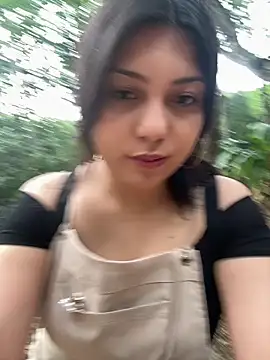 Snapshot of Maii_chan chatting on 03-14-25, 09:00 Maii chan online show from 03-14-25, 09:00