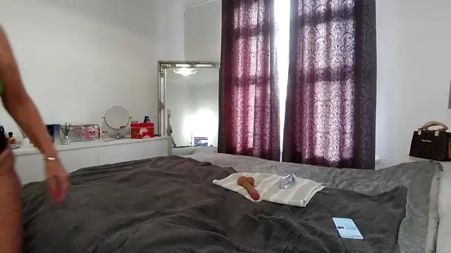 TanyaTaylor45 online show from 11-23-25, 01:32