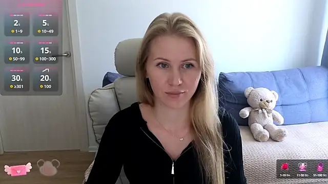 Snapshot of IsabelAllen chatting on 09-10-25, 10:03 IsabelAllen online show from 09-10-25, 10:03