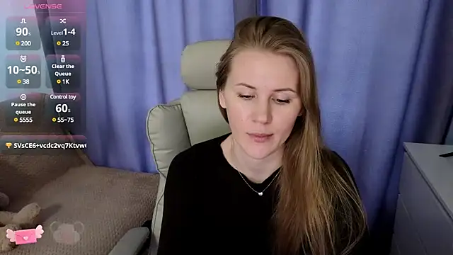 Snapshot of IsabelAllen chatting on 02-10-25, 12:08 IsabelAllen online show from 02-10-25, 12:08