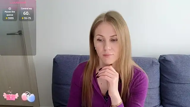 Snapshot of IsabelAllen chatting on 02-28-25, 11:36 IsabelAllen online show from 02-28-25, 11:36