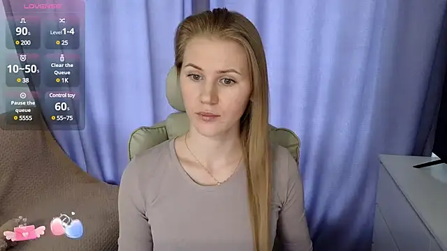 Snapshot of IsabelAllen chatting on 02-06-25, 10:14 IsabelAllen online show from 02-06-25, 10:14