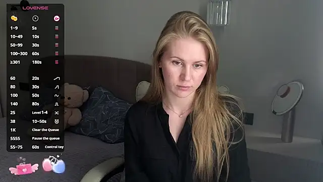 IsabelAllen online show from 06-10-26, 01:23