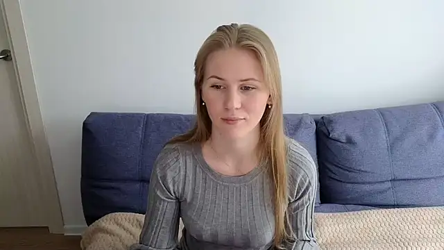 Snapshot of IsabelAllen chatting on 03-12-25, 10:05 IsabelAllen online show from 03-12-25, 10:05