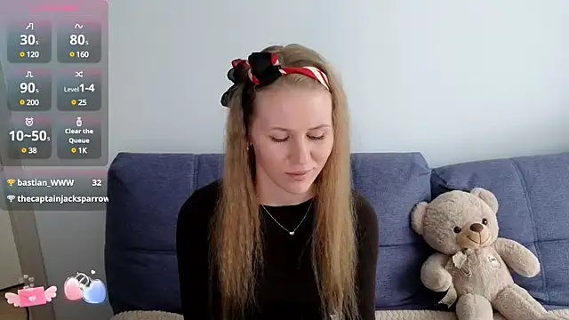 Snapshot of IsabelAllen chatting on 03-05-25, 12:44 IsabelAllen online show from 03-05-25, 12:44