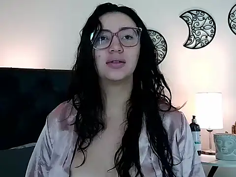 EvoletFMK online show from 06-11-26, 12:24