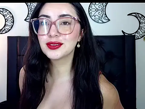 EvoletFMK online show from 12-18-25, 05:39