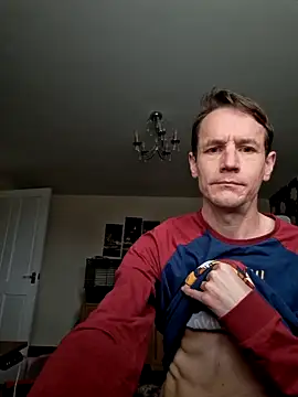 Snapshot of outdoorfun22 chatting on 02-19-26, 08:44 outdoorfun22 online show from 02-19-26, 08:44