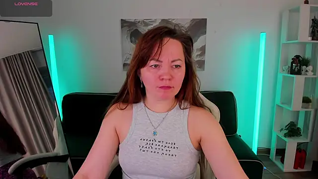 Snapshot of VanessaSmuth chatting on 02-18-26, 01:47 VanessaSmuth online show from 02-18-26, 01:47