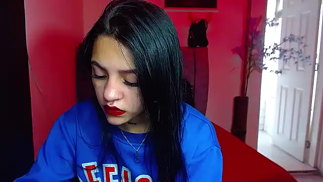 Snapshot of Violettasquirt chatting on 09-08-25, 03:44 Violettasquirt online show from 09-08-25, 03:44