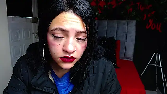 Violettasquirt online show from 05-14-26, 01:30