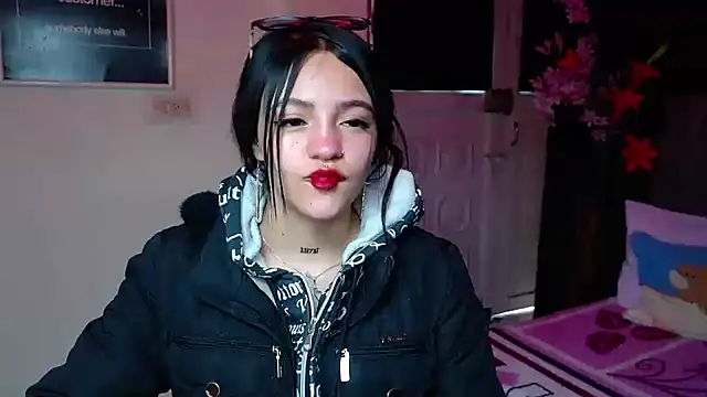 Violettasquirt online show from 01-14-26, 01:48