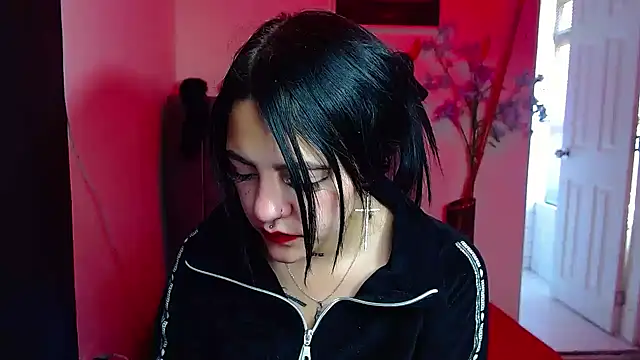 Snapshot of Violettasquirt chatting on 09-11-25, 03:23 Violettasquirt online show from 09-11-25, 03:23