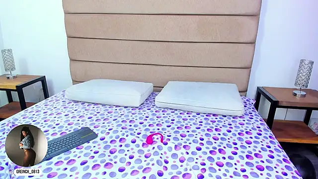 sally rosses online show from 11-18-25, 12:30