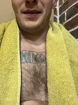 red red00 online show from 11-07-25, 03:49