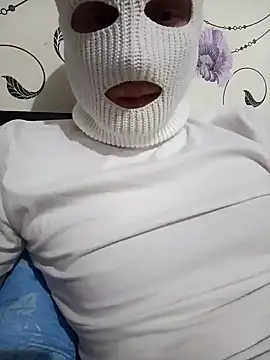 red red00 online show from 02-10-25, 02:37