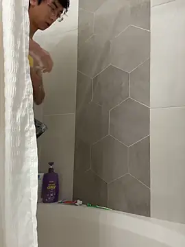 Snapshot of yfui221 chatting on 03-23-26, 03:17 yfui221 online show from 03-23-26, 03:17