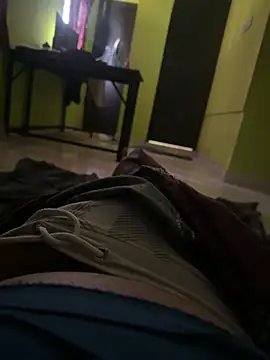 Dirty 08 online show from 10-29-25, 02:43