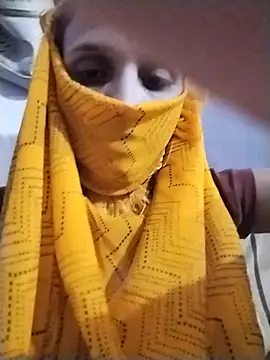 Poojashrma33 online show from 07-14-26, 04:46