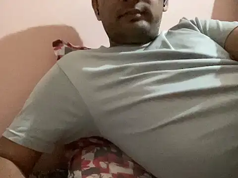 NiceBoy9099 online show from 11-12-25, 06:01