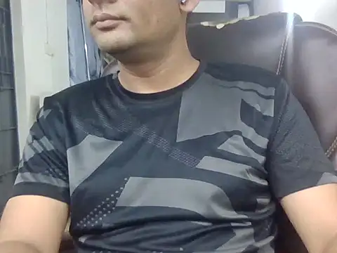 NiceBoy9099 online show from 04-20-26, 07:59