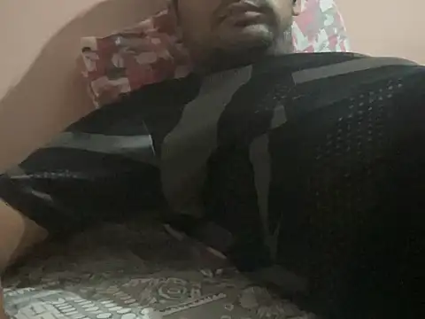NiceBoy9099 online show from 10-18-25, 05:04