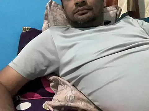 NiceBoy9099 online show from 11-08-25, 08:07