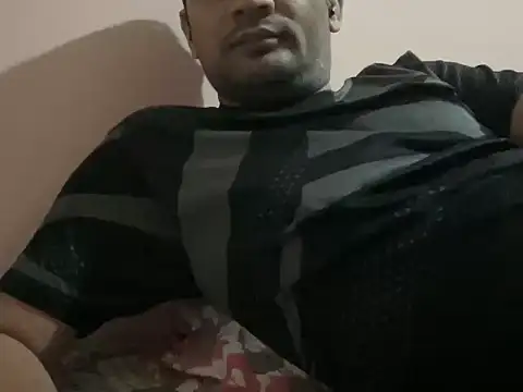 NiceBoy9099 online show from 02-15-26, 05:34