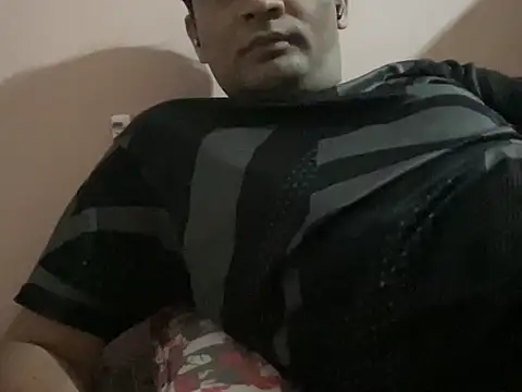 NiceBoy9099 online show from 11-16-25, 05:50