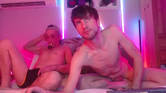 Funsizedshenanigans online show from 12-28-24, 11:41