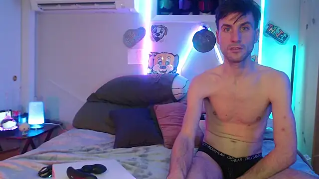 Funsizedshenanigans online show from 01-16-25, 08:11