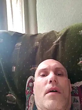 Snapshot of Pineapple04 chatting on 03-22-26, 04:38 Pineapple04 online show from 03-22-26, 04:38