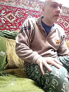 Snapshot of Pineapple04 chatting on 04-14-26, 06:57 Pineapple04 online show from 04-14-26, 06:57