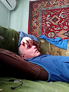 Pineapple04 online show from 10-06-25, 06:47